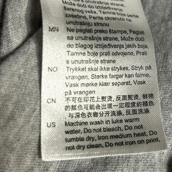 Helly Hansen top, mountain logo,light grey,long sleeve tee shirt,women large EC - Picture 11 of 12